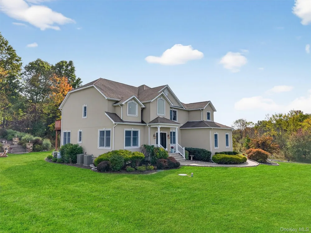 11 Dorian Way Campbell Hall, NY 10916