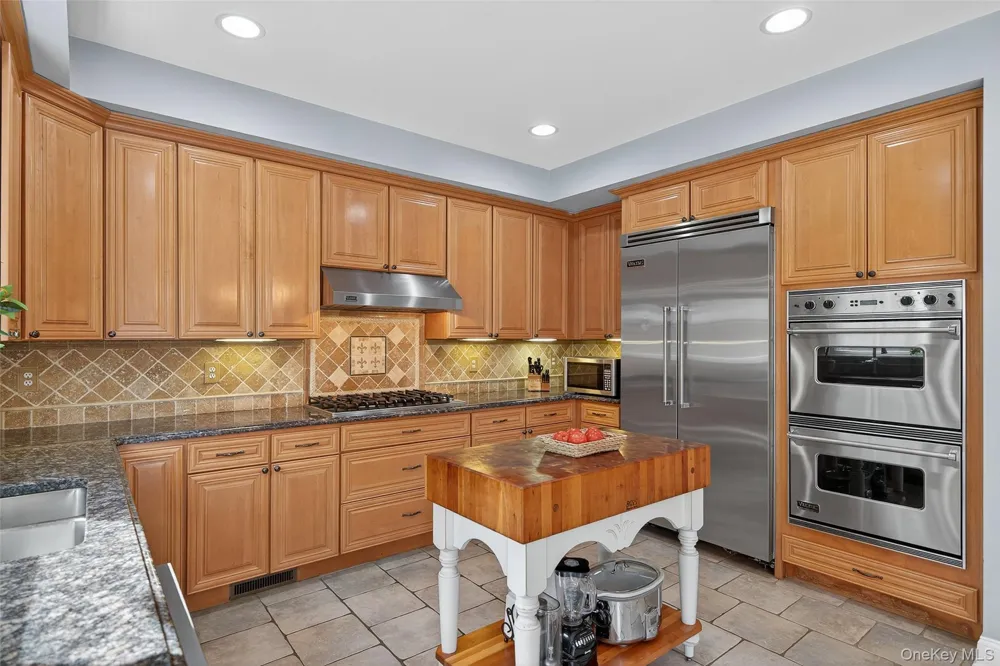 11 Dorian Way Campbell Hall, NY 10916