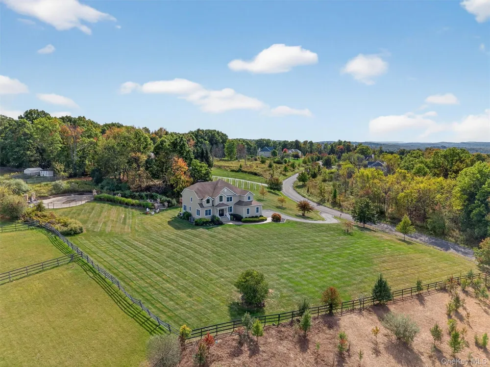 11 Dorian Way Campbell Hall, NY 10916