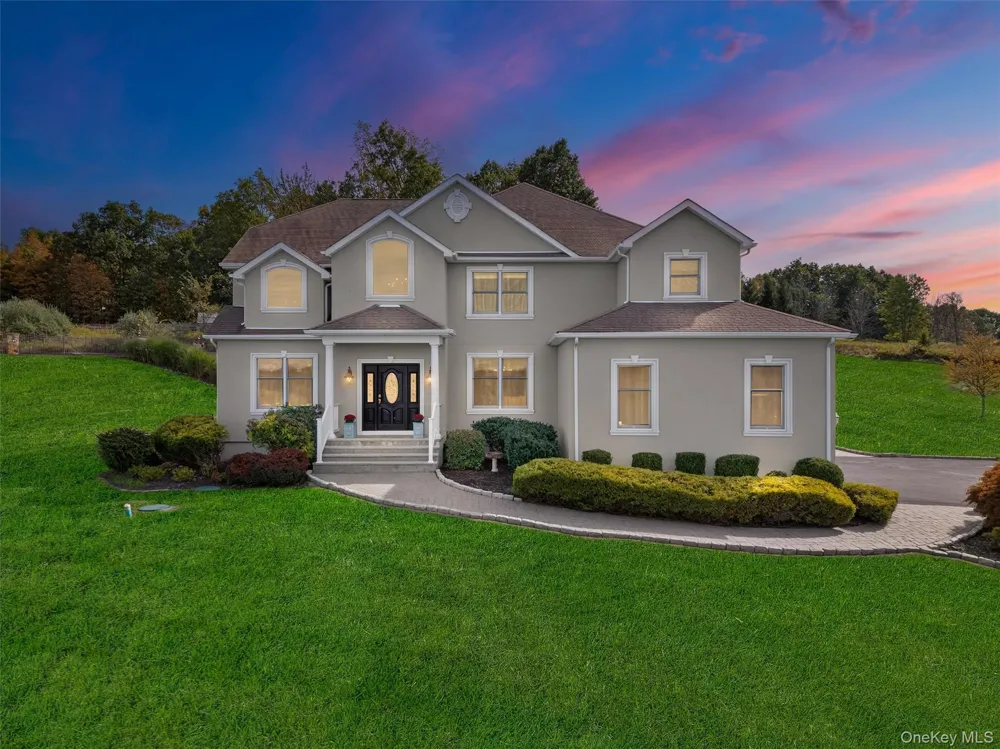 11 Dorian Way Campbell Hall, NY 10916