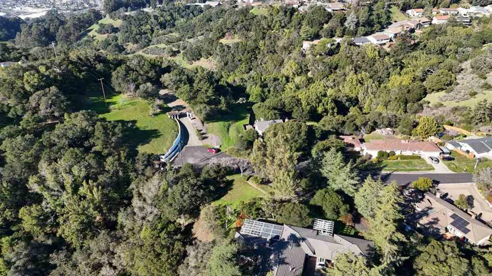 11275 Kerrigan Dr Oakland, CA 94605