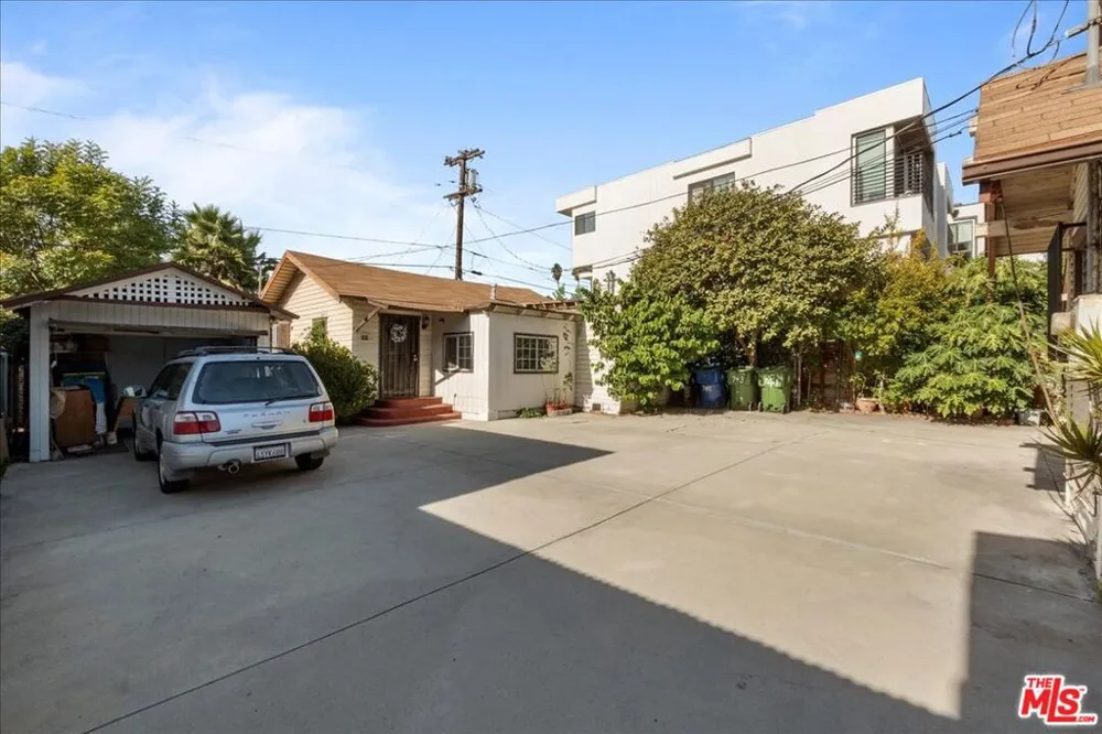 741 Harvard Boulevard Los Angeles, CA 90029