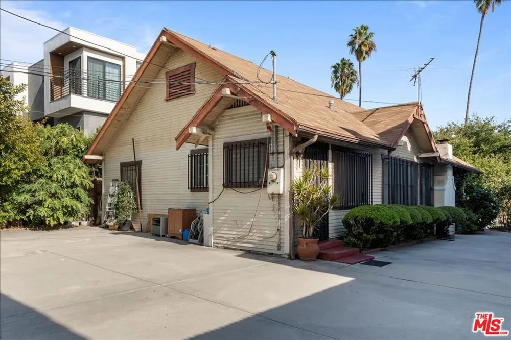 741 Harvard Boulevard Los Angeles, CA 90029