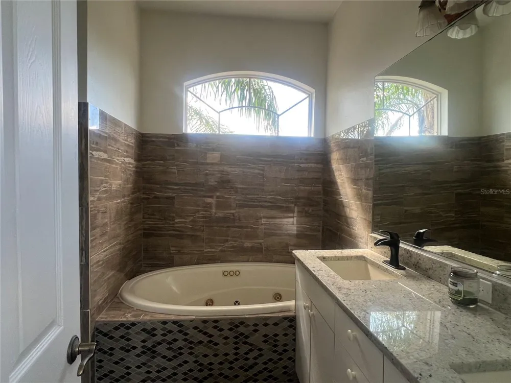 6222 LAUREL CREEK TRAIL Ellenton, FL 34222