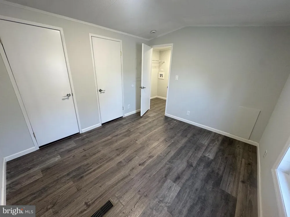 37 GEORGE DRIVE Middletown, PA 17057