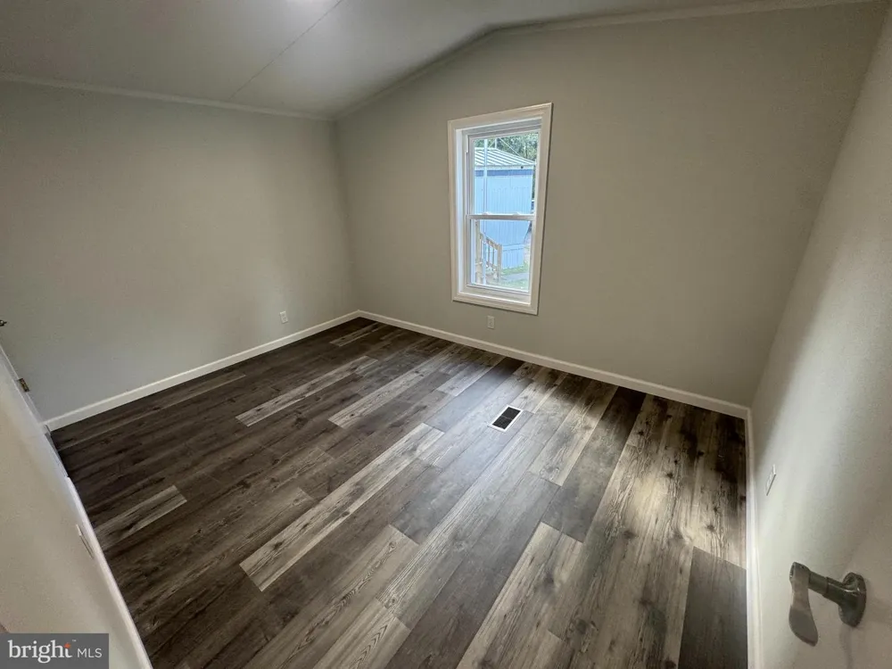 37 GEORGE DRIVE Middletown, PA 17057