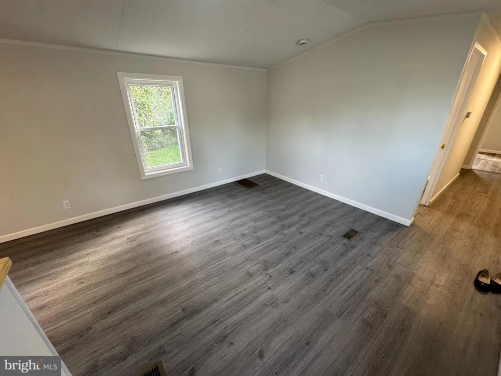 37 GEORGE DRIVE Middletown, PA 17057