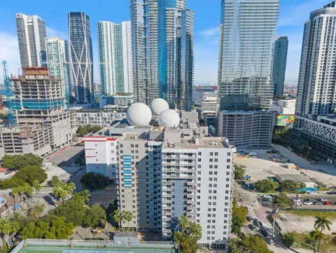 800 Miami Ave #E-209