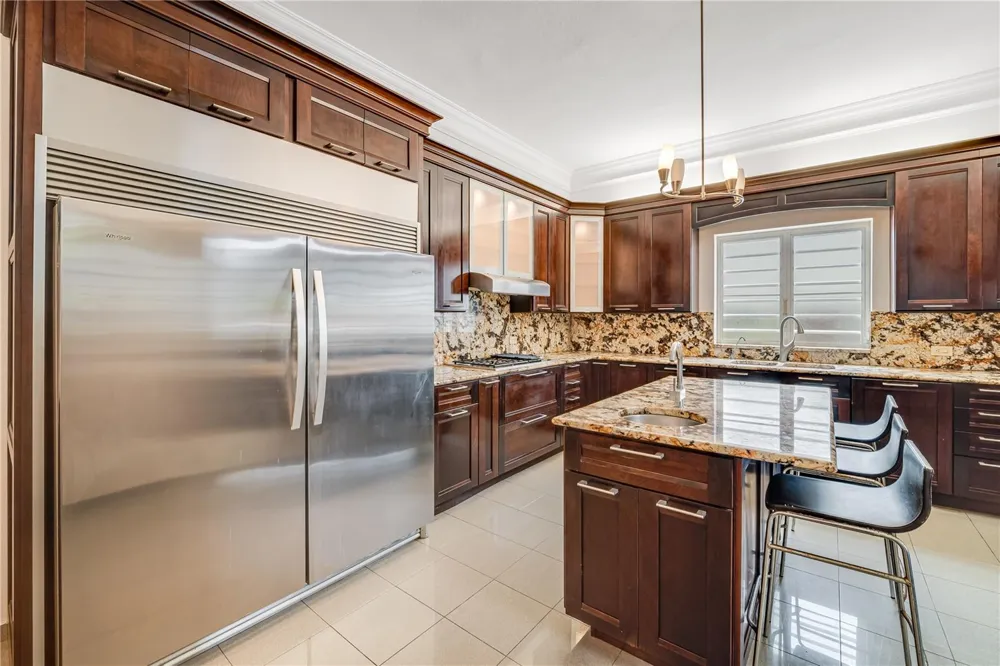 Cll 1 STREET #602 Guaynabo, PR 00969