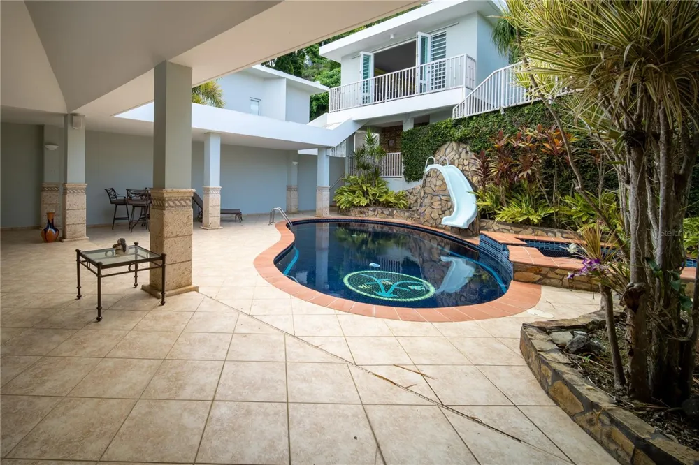Cll 1 STREET #602 Guaynabo, PR 00969