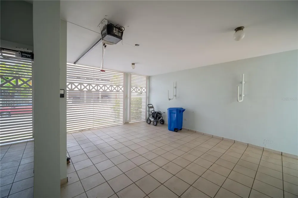 Cll 1 STREET #602 Guaynabo, PR 00969