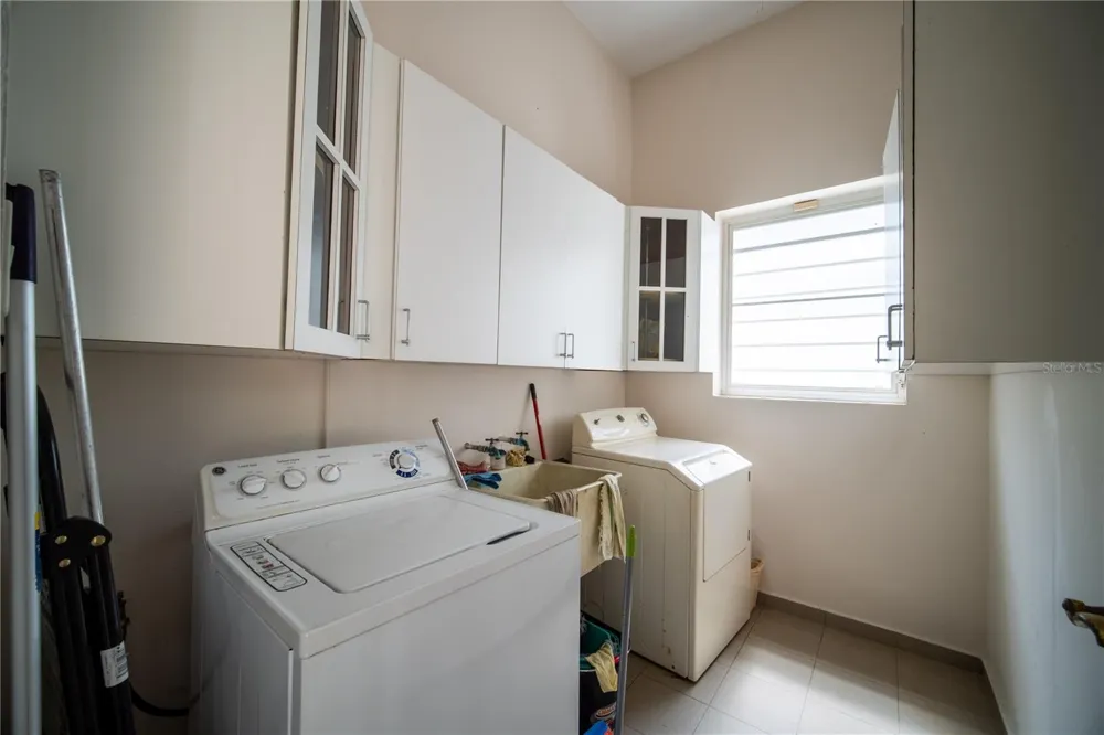 Cll 1 STREET #602 Guaynabo, PR 00969