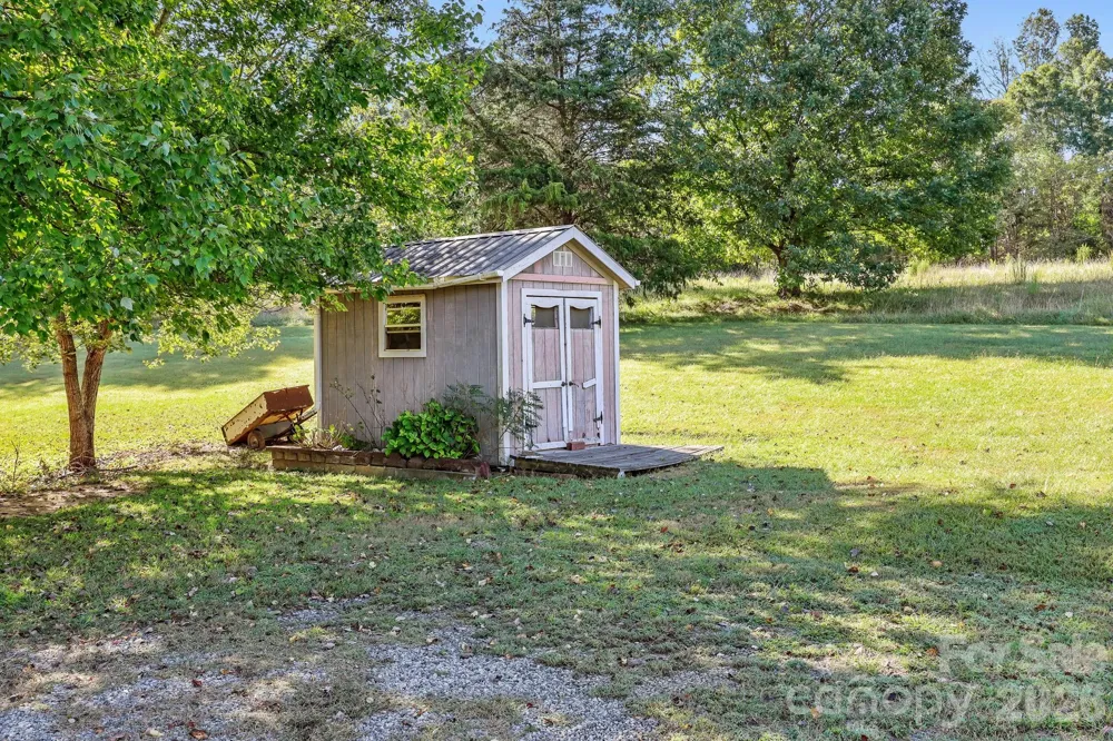 945 Alvin Hough Road Midland, NC 28107