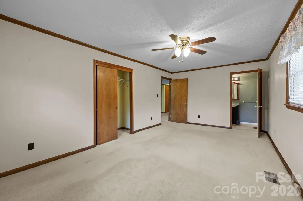 945 Alvin Hough Road Midland, NC 28107