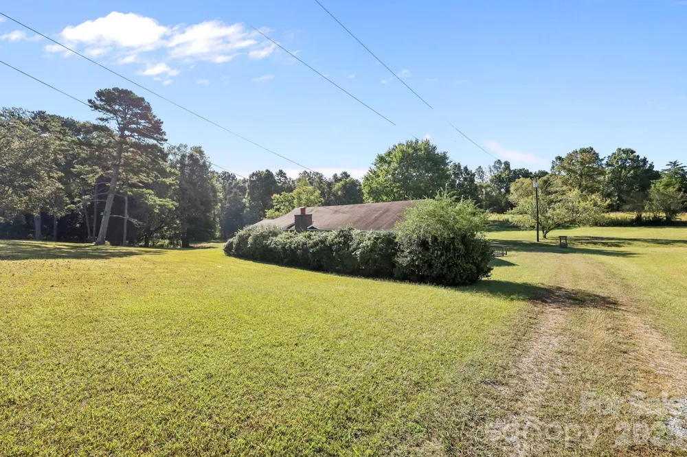 945 Alvin Hough Road Midland, NC 28107