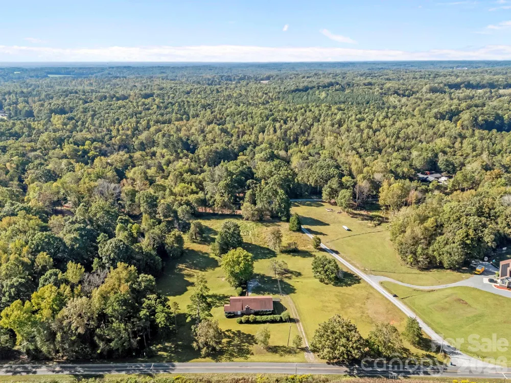 945 Alvin Hough Road Midland, NC 28107