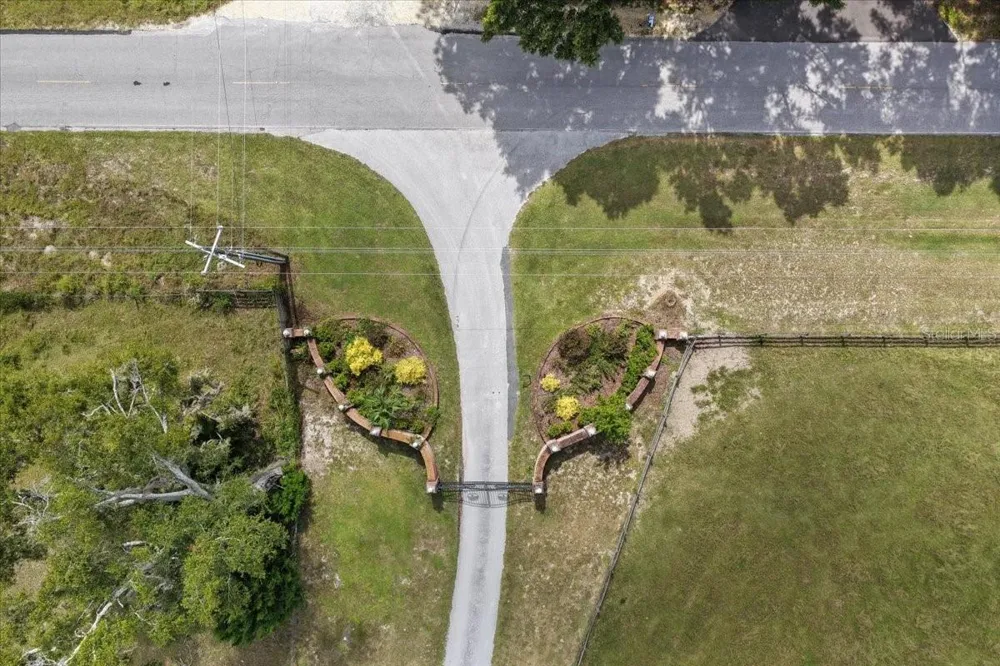 10151 NW 70TH STREET Chiefland, FL 32626