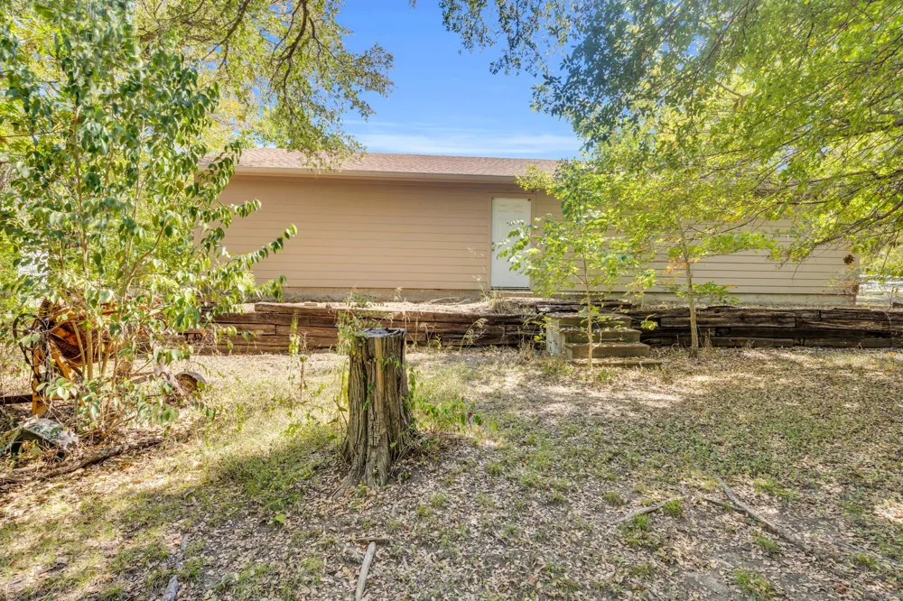 1310 Lariat Circle Oak Leaf, TX 75154