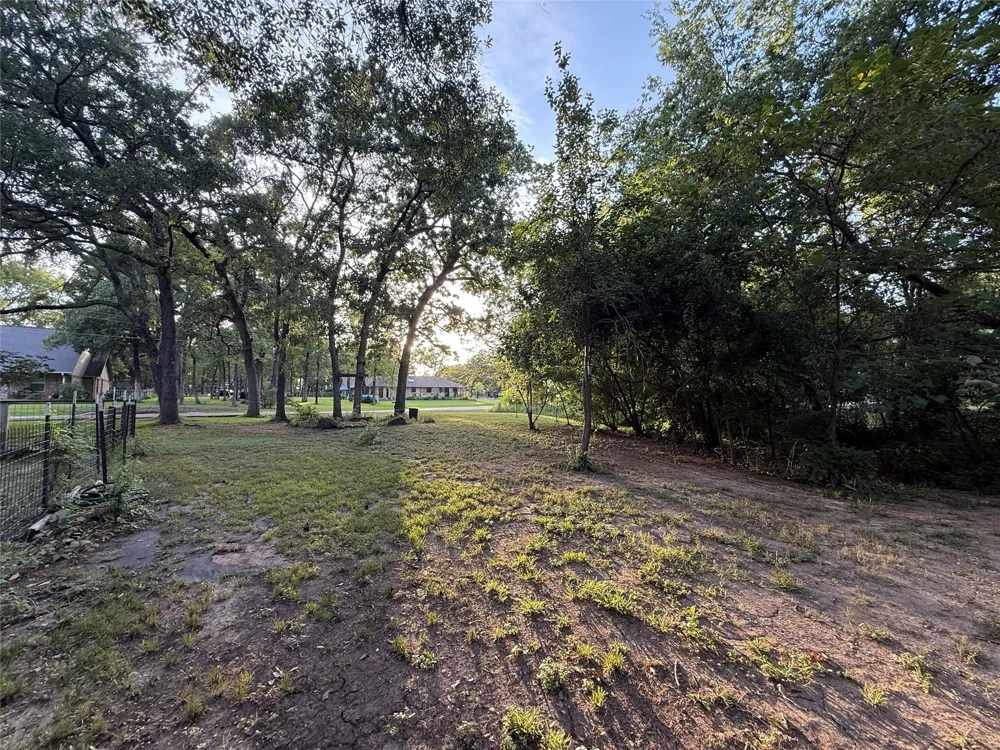 Lake Drive Enchanted Oaks, TX 75156