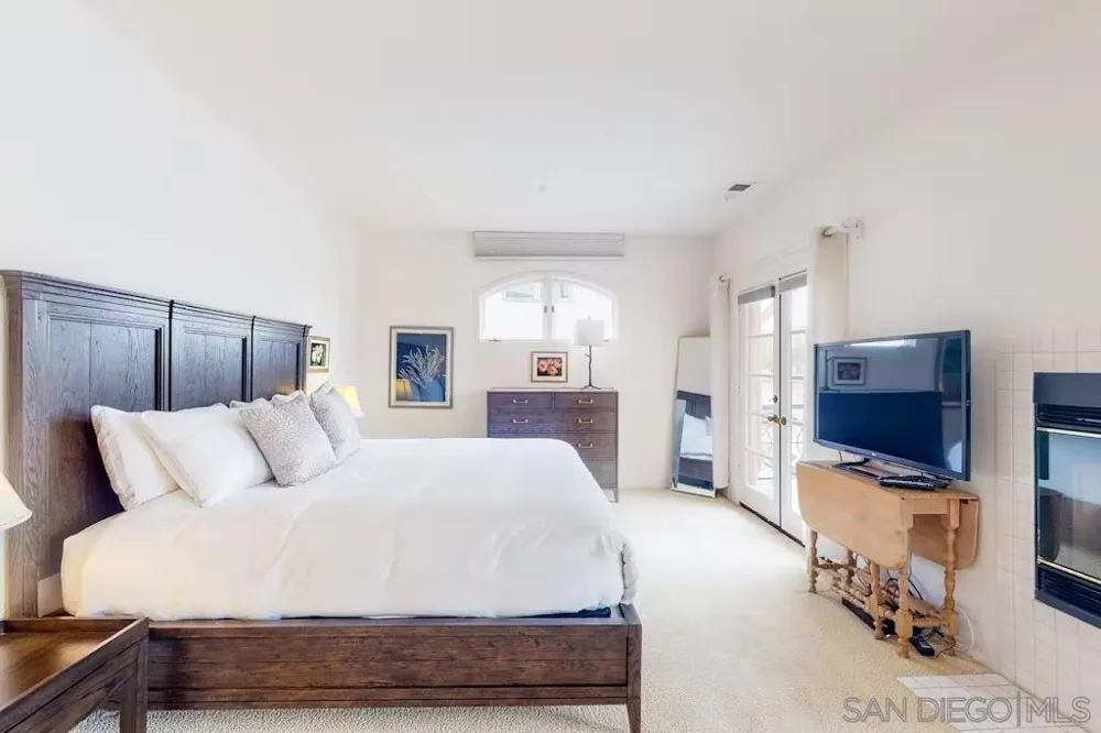 863 Starflower Rd Encinitas, CA 92024