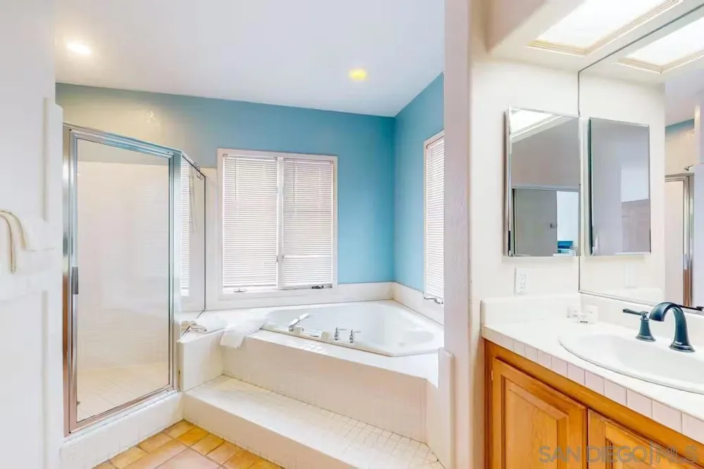 863 Starflower Rd Encinitas, CA 92024