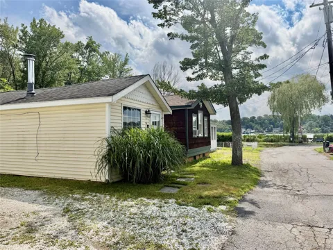 9 Cottage Lane
