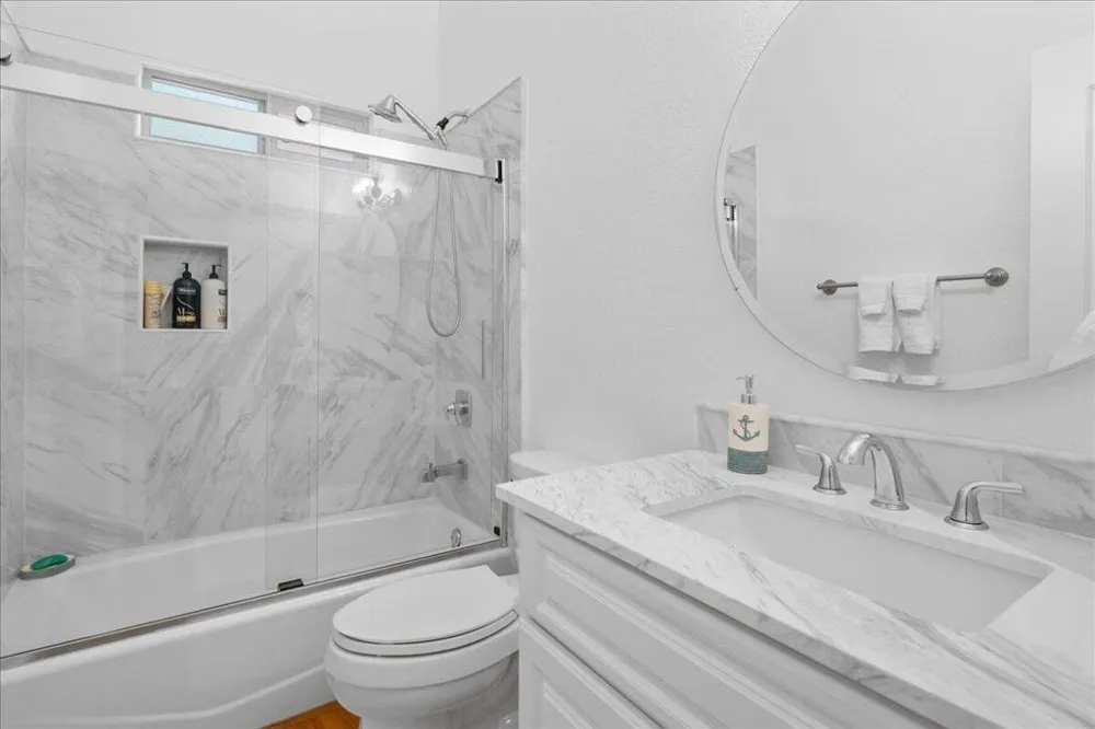 38634 Shore Drive Fawnskin, CA 92333