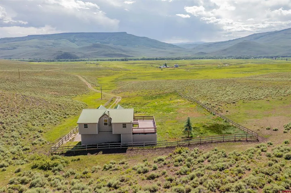 1501 County Road 813 Almont, CO 81210