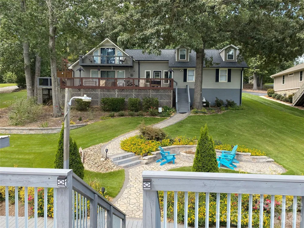 117 Sunrise Point Badin Lake, NC 28127