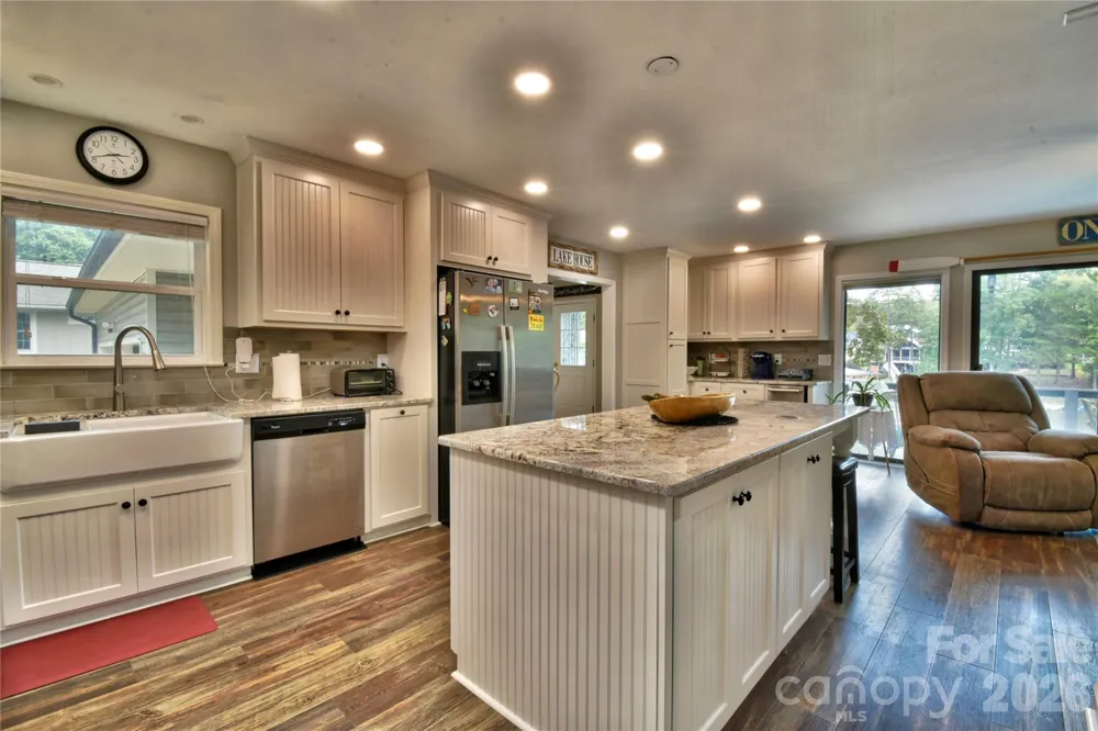 117 Sunrise Point Badin Lake, NC 28127