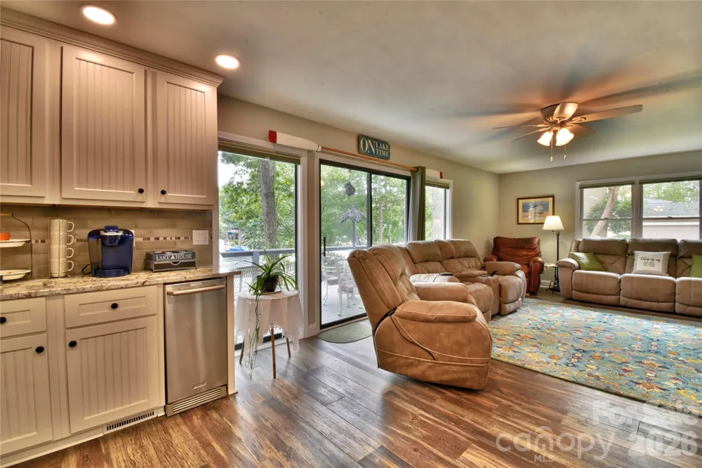 117 Sunrise Point Badin Lake, NC 28127