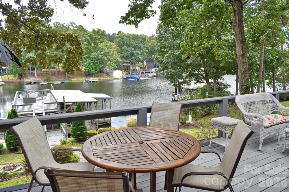 117 Sunrise Point Badin Lake, NC 28127