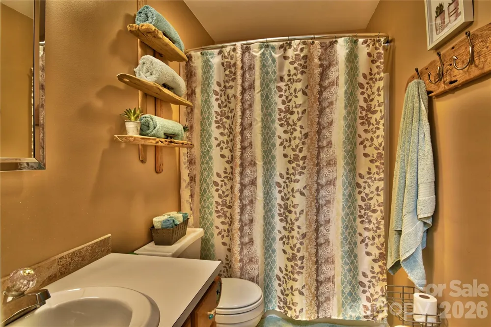 117 Sunrise Point Badin Lake, NC 28127