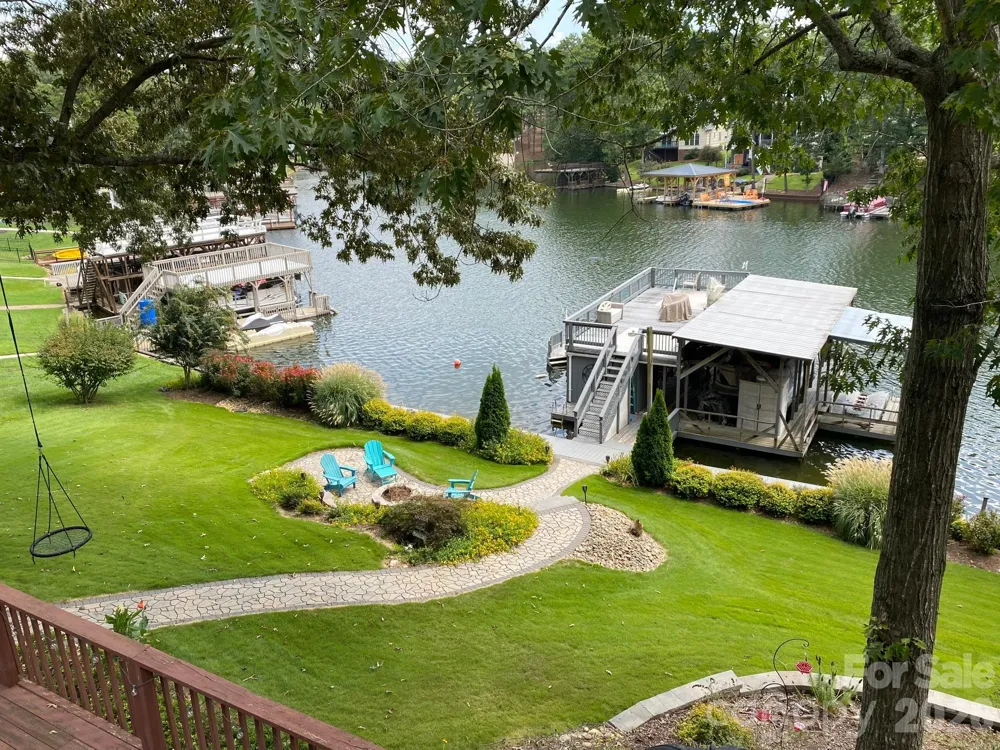 117 Sunrise Point Badin Lake, NC 28127