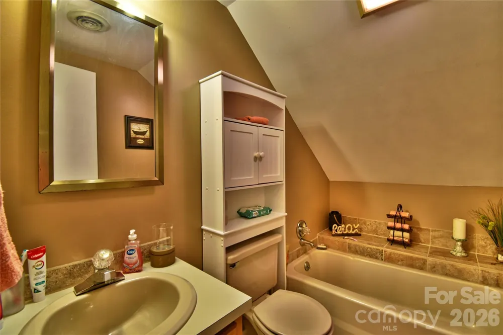 117 Sunrise Point Badin Lake, NC 28127