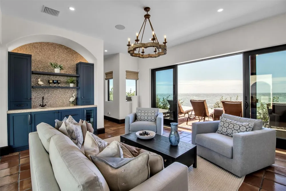 121 CASEY KEY ROAD Osprey, FL 34229