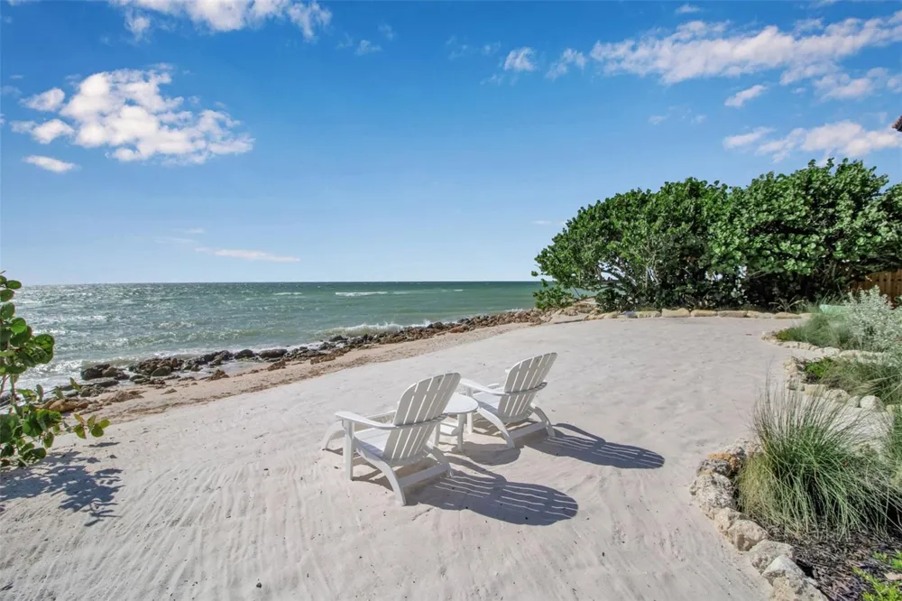 121 CASEY KEY ROAD Osprey, FL 34229