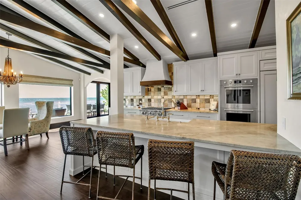 121 CASEY KEY ROAD Osprey, FL 34229