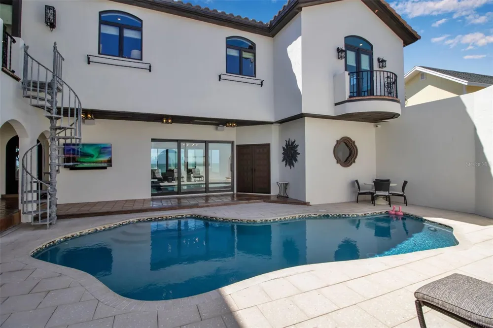 121 CASEY KEY ROAD Osprey, FL 34229