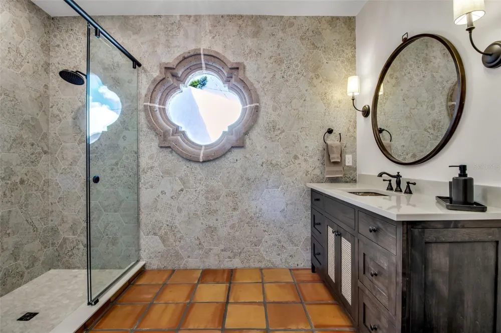121 CASEY KEY ROAD Osprey, FL 34229