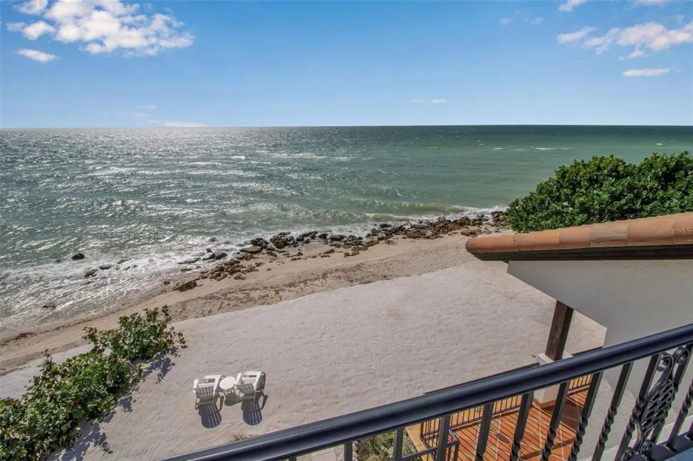 121 CASEY KEY ROAD Osprey, FL 34229