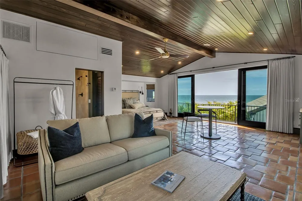 121 CASEY KEY ROAD Osprey, FL 34229