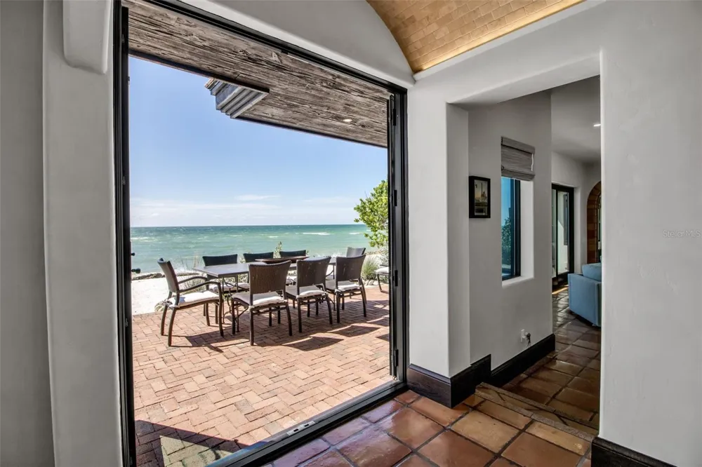 121 CASEY KEY ROAD Osprey, FL 34229