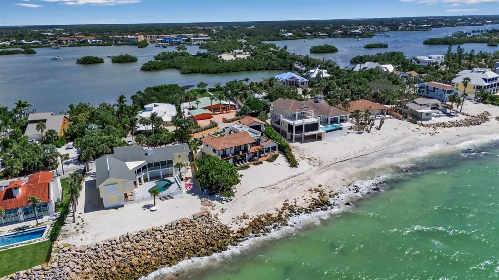 121 CASEY KEY ROAD Osprey, FL 34229