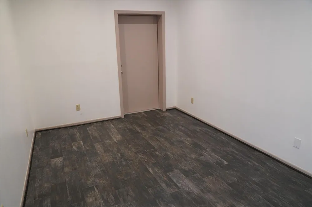 1354 Us Highway 90a Sheridan, TX 77475