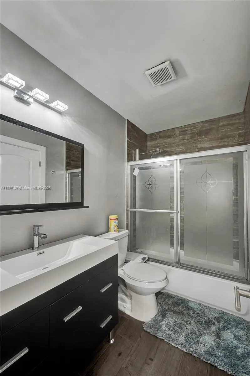 2218 NW 59th Way #63-B Lauderhill, FL 33313