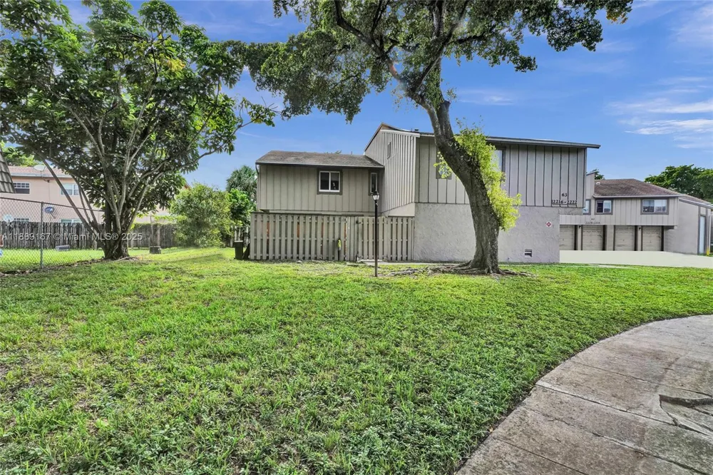 2218 NW 59th Way #63-B Lauderhill, FL 33313