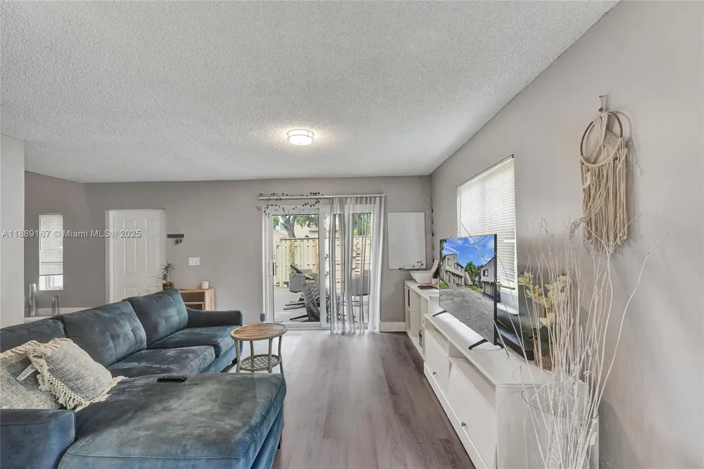 2218 NW 59th Way #63-B Lauderhill, FL 33313