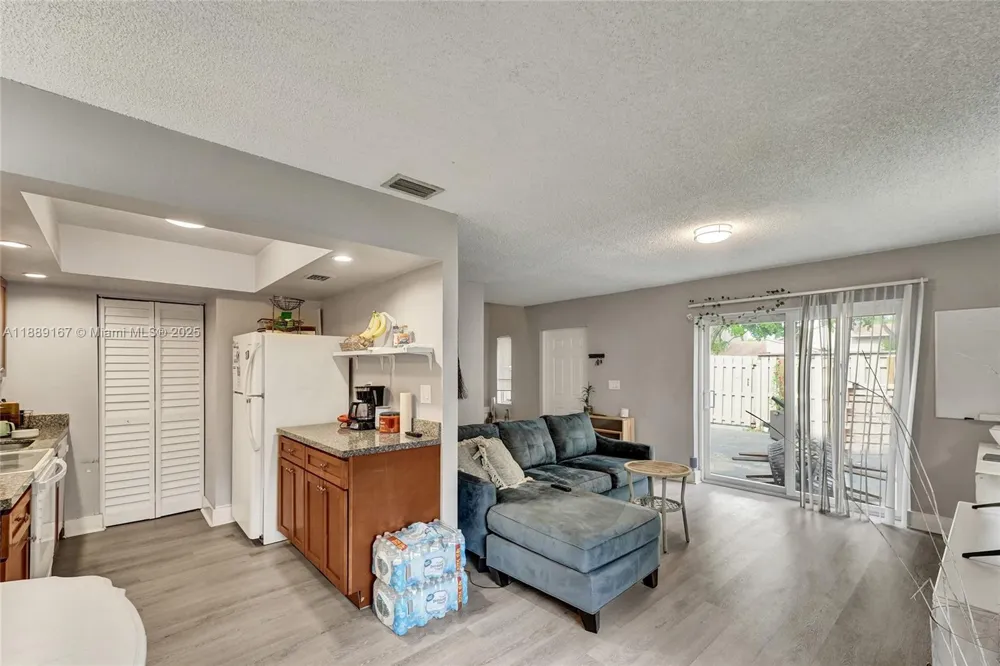 2218 NW 59th Way #63-B Lauderhill, FL 33313
