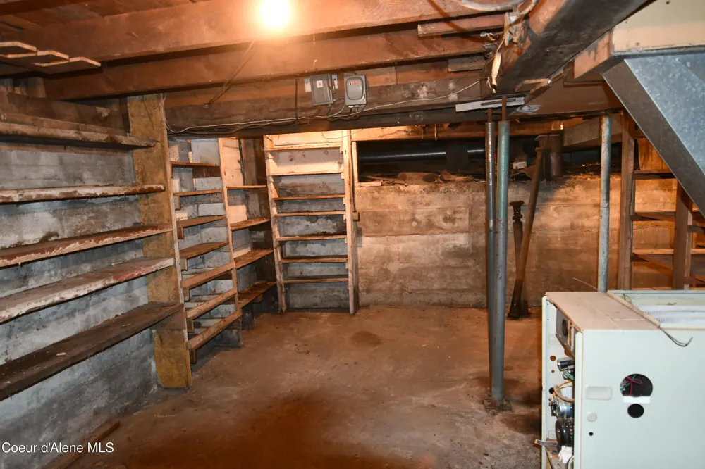 514 Main Street Wardner, ID 83837